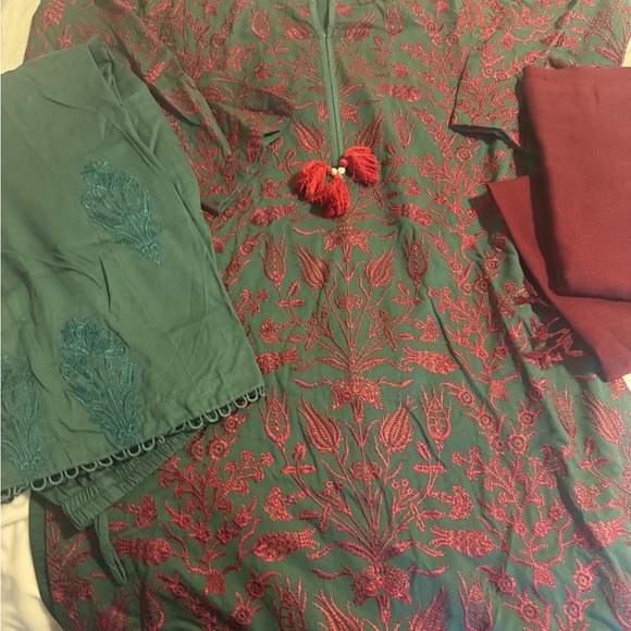 Khaadi fullly embroidered karandi winter - Picture 1 of 1